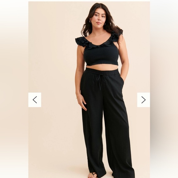 Anthropologie Maeve Flutter Smocked Cropped Top Women’s Size 10 - Picture 2 of 7